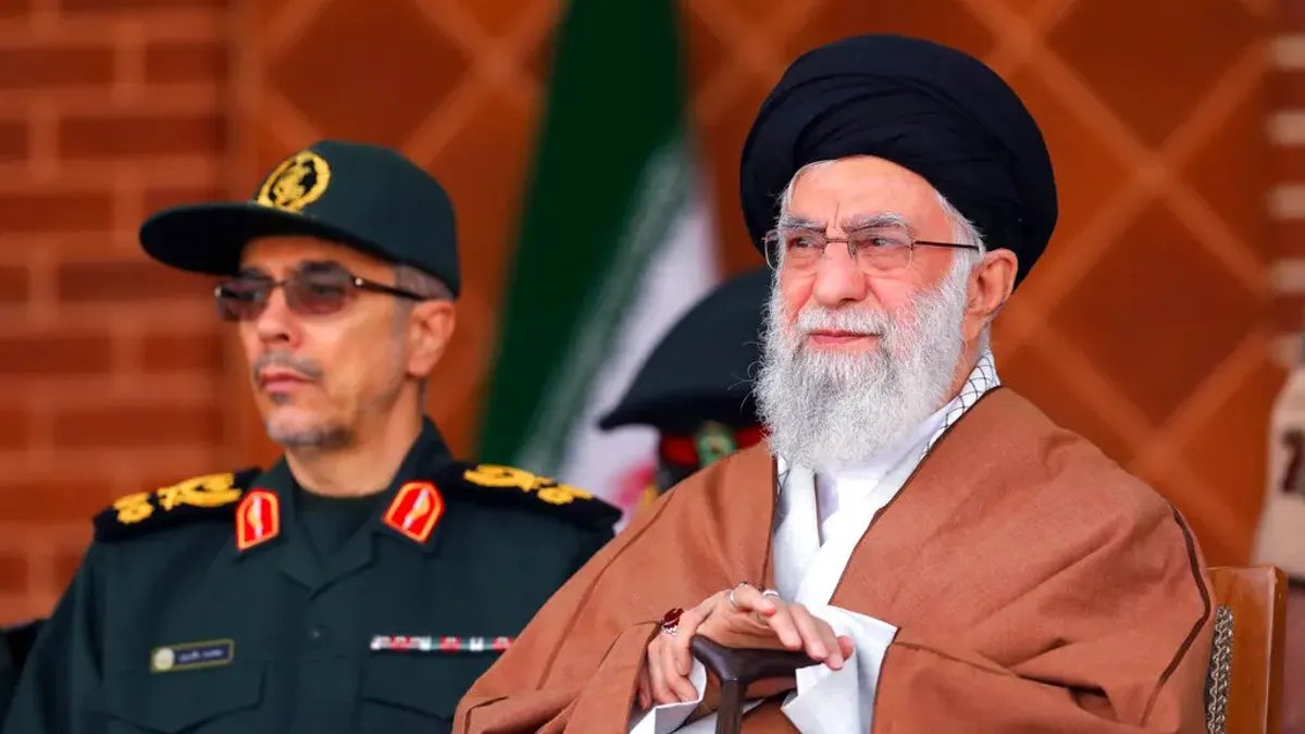 Il leader supremo iraniano, l'Ayatollah Ali Khamenei