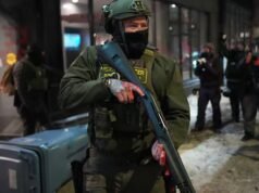 Come la campagna anti-immigrazione di Trump ha iniziato a danneggiarlo politicamente