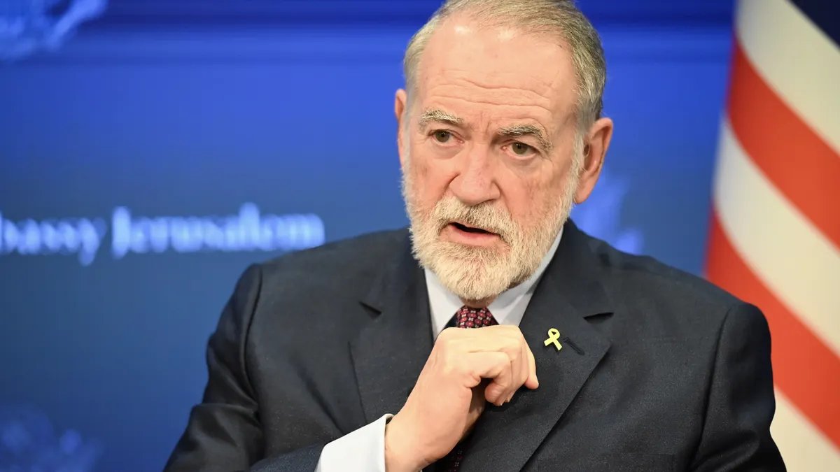 Ambasciatore. Mike Huckabee