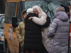 L’Ucraina afferma che la Russia uccide tre persone nel “brutale” attacco a Odessa