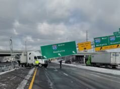 Almeno 35 persone sono state uccise dopo che una tempesta invernale ha colpito gli Stati Uniti, mentre si prevede che più aria artica raggiungerà gli stati meridionali.
