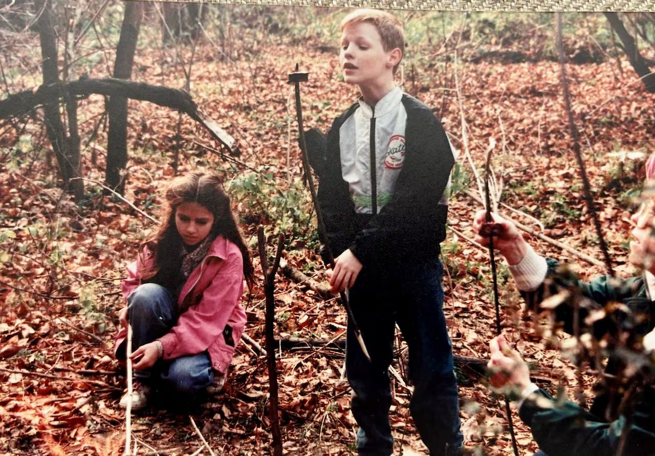 David Rauser, mostrato in questa foto scattata a Zaporizhia a metà degli anni '90, ha trascorso sei anni in Ucraina da bambino. Prima di ciò, ha trascorso tre anni in Russia. E 3 vivono in Russia. 
