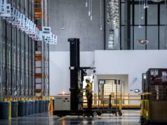 Amazon sta licenziando 16.000 dipendenti dell’azienda nell’ultima ondata di perdite di posti di lavoro