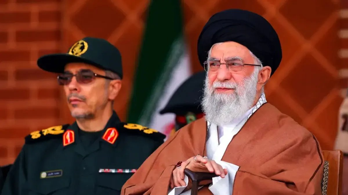 Il leader supremo iraniano, l'Ayatollah Ali Khamenei