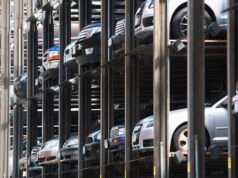 L’Unione Europea supera gli Stati Uniti mentre Nuova Delhi si prepara a ridurre i dazi doganali sulle auto importate