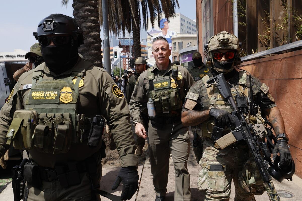 Agosto 2025 Foto di Gregorio Bovino.