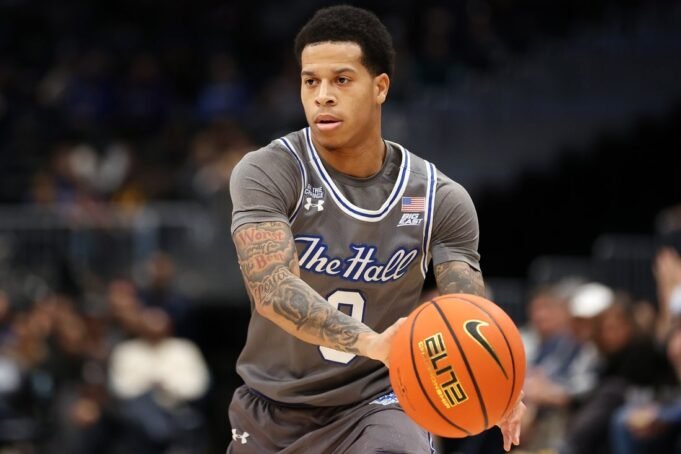 Adam Clark (22 punti) guida Seton Hall su Georgetown