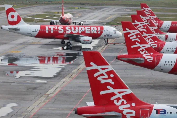 AirAsia si avvicina all'accordo per l'acquisto di 100 aerei Airbus