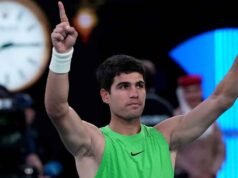 Alcaraz si difende da Zverev e arriva in spasmo alla finale degli Australian Open