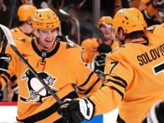 Anteprima NHL: il periodo di quattro gol dei Penguins affonda i Blackhawks