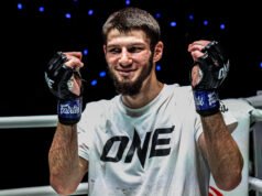 Asadula Imangazaliev chiede UN titolo mondiale dopo aver fermato Kongthoranee: “Il mio livello, quello del campione”