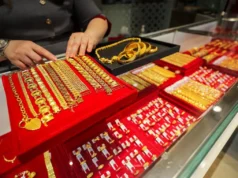 Banchi dei pegni quotati SGX, le azioni dell’oro salgono mentre il metallo prezioso supera il livello di 5.000 dollari