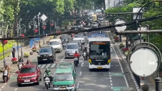 Bandung è tornata nella lista delle città più congestionate del