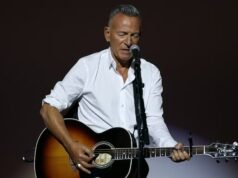 Bruce Springsteen esegue per la prima volta “Streets of Minneapolis” come vera protesta