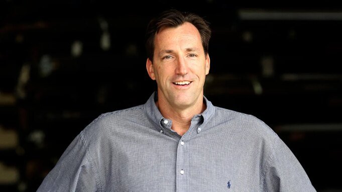 Chris Dudley, ex stella dei Trail Blazers, annuncia la candidatura