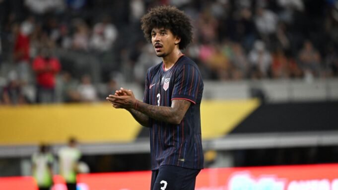 Chris Richards nominato giocatore americano dell'anno