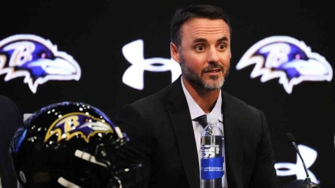 "Ci ha semplicemente sconvolti": il GM dei Ravens Eric DeCosta