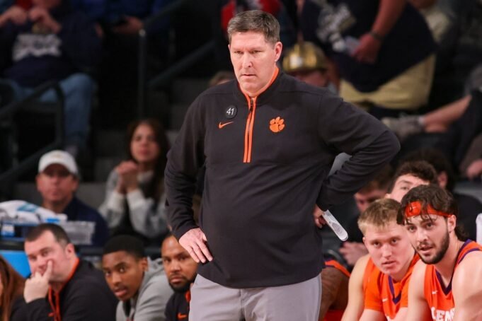 Clemson desideroso di continuare il buon inizio dell'ACC, ospita Pitt