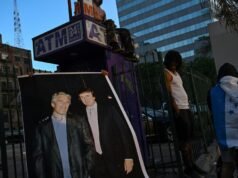 Colonna: Anche se Trump fa a pezzi la Costituzione, tenete d’occhio i dossier Epstein