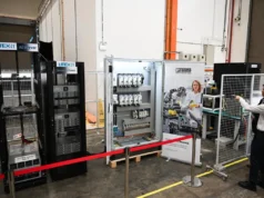 Creato più di 8.000 stage e collaborazioni di settore per supportare le capacità dei data center in rapida crescita