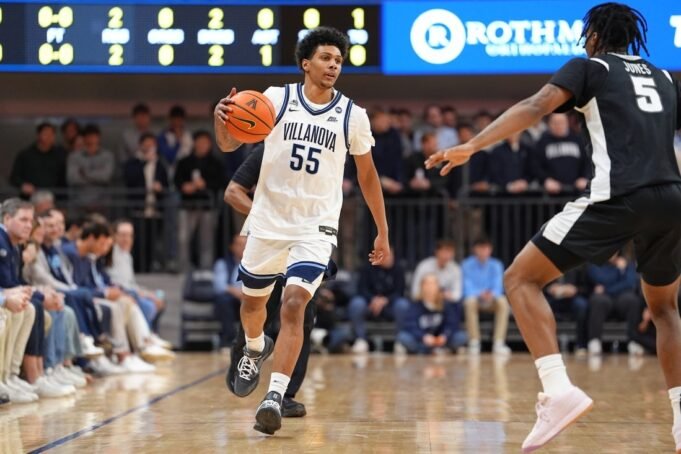 Devin Askew sfida Villanova nel Providence di primo livello