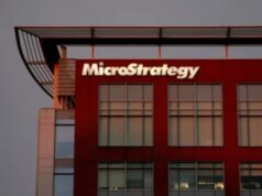 Dopo Bitcoin, le azioni Strategy hanno toccato i minimi di 52 settimane