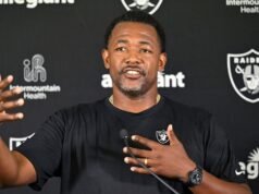 Gli Steelers stanno assumendo l’ex coordinatore difensivo dei Raiders Graham per la stessa posizione