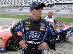 Greg Biffle della NASCAR non stava volando con il suo aereo prima dell’incidente che ha ucciso lui e altri sei