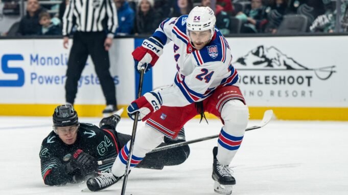 I Rangers sostituiscono Carson Soucy per la gestione del roster
