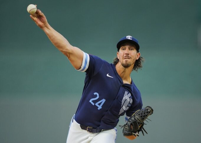 I Rockies ingaggiano il veterano RHP Michael Lorenzen