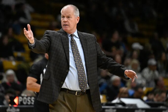 I buff CU colpiscono le difese basse