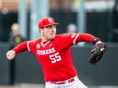 I gemelli acquisiscono RHP Jace Kaminska dalle Montagne Rocciose