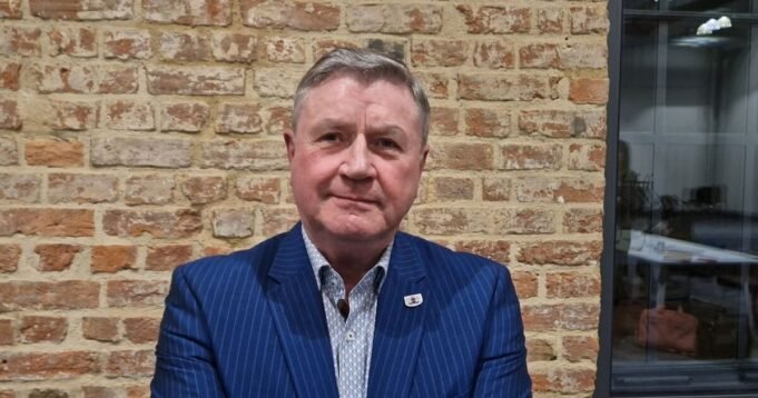 I membri del Consiglio chiamano le vittime di stupri di