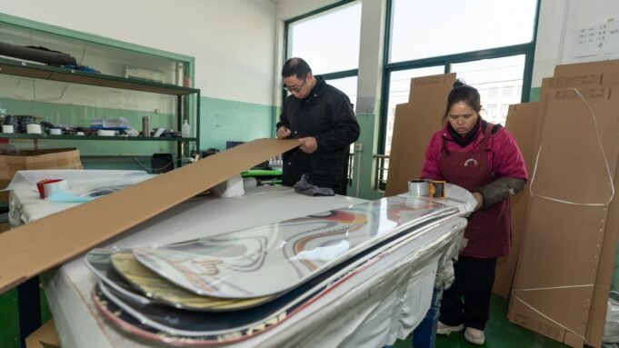 I profitti industriali della Cina aumenteranno nel 2025, invertendo tre