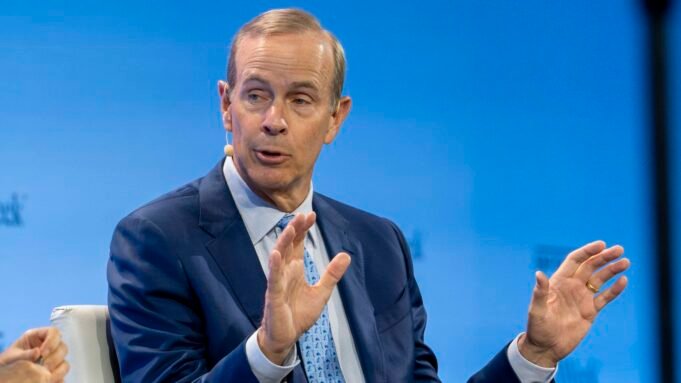 Il CEO di Chevron afferma che il Venezuela sta adottando