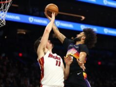 Il caldo ha battuto la logistica del viaggio, vincono i Suns for the road