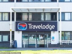 Il capo di Travelodge afferma che i laburisti “ignorano” l’ospitalità mentre la fattura delle tariffe aziendali raggiunge i 50 milioni di sterline