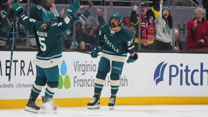 Il colpo piccolo di Adžija solleva Torrent su Sceptres