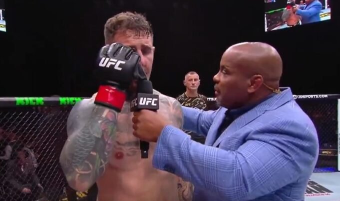 Il compagno di squadra di Tom Aspinall lo difende dopo