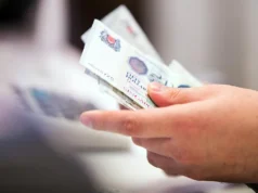 Il dollaro di Singapore ha ottenuto il tasso più alto rispetto al dollaro statunitense in più di undici anni