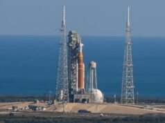 Il freddo estremo sul sito di lancio della Florida ha ritardato il viaggio sulla Luna