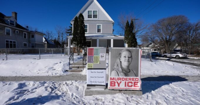 Il giudice non fermerà l'aumento delle forze dell'ordine sull'immigrazione del