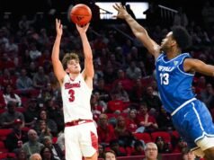 Il numero 24 di Miami (Ohio) fa colpi di frizione per rimanere perfetto contro UMass