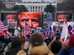 Il raid dell’FBI in Georgia evidenzia l’ossessione di Trump per le elezioni del 2020 e suggerisce possibili mosse future