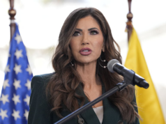 Il segretario del DHS Noem pone fine illegalmente al TPS del Venezuela e alle regole della corte d’appello