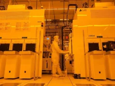 Il settore tecnologico potrebbe rappresentare una quota maggiore della crescita del PIL di Singapore entro il 2026: MAS