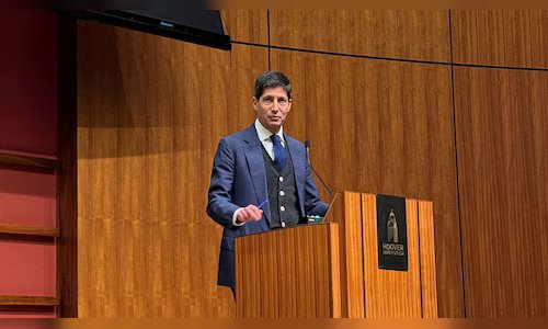 Incontra Kevin Warsh, il 17° presidente della Federal Reserve di