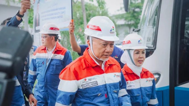 Incoraggiando l'autosufficienza alimentare ed energetica, Julhus ha visitato l'area di