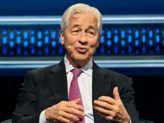Jamie Dimon afferma che gli Stati Uniti dovrebbero imporre un limite Trump alle carte di credito nel Vermont, Massachusetts