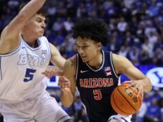 L’Arizona al primo posto ha resistito a un’impennata tardiva della BYU numero 13 per rimanere imbattuta